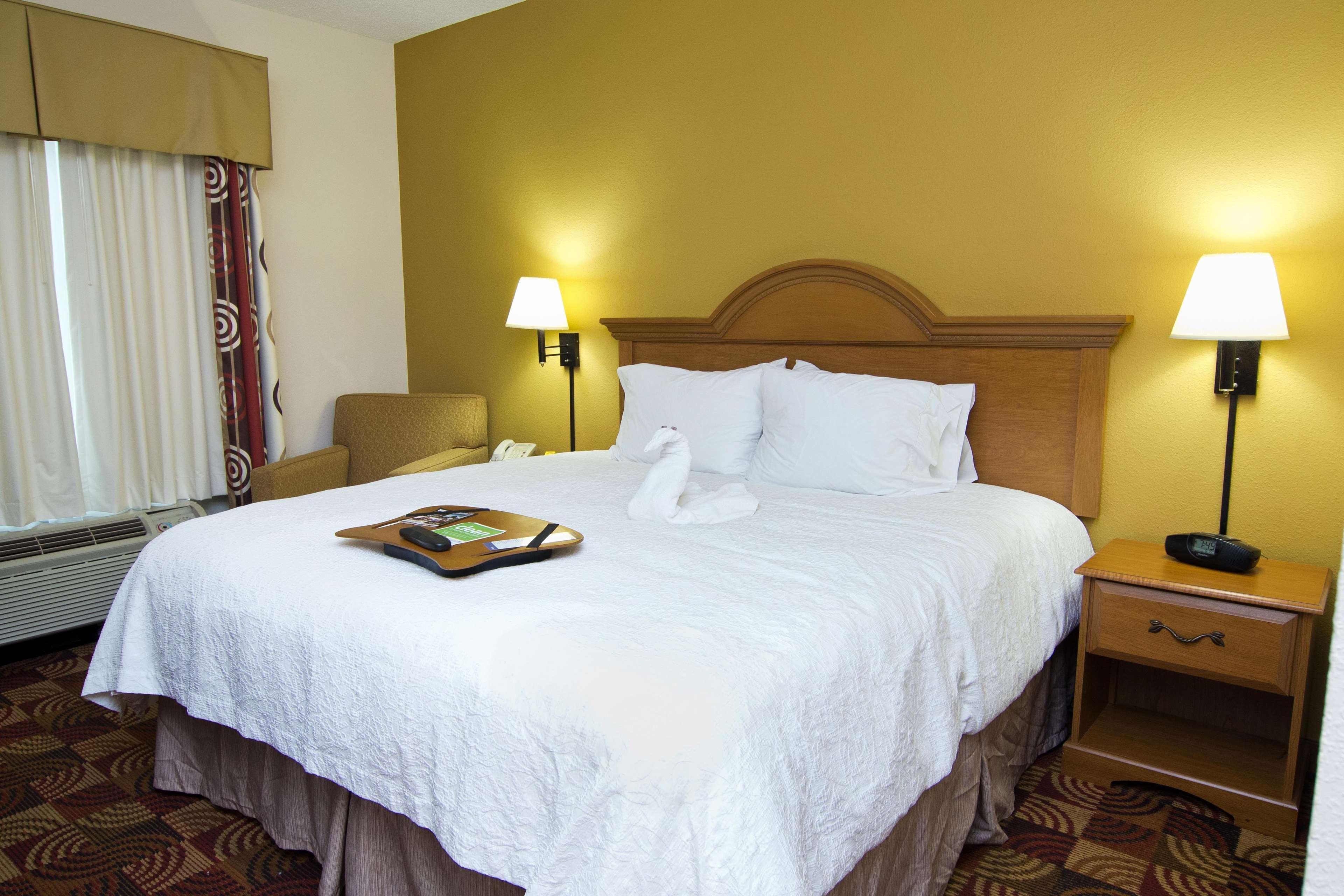 Hampton Inn & Suites Orlando International Drive North Phòng bức ảnh
